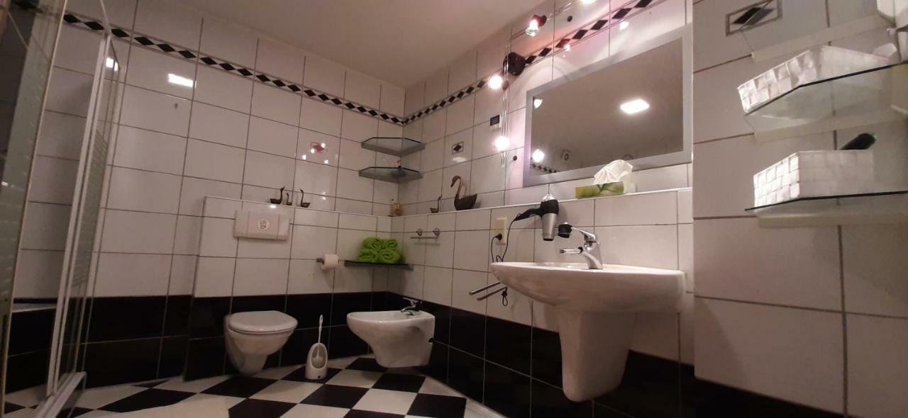 Mauritzburg Appartement Krefeld Buitenkant foto